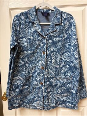Denim&Co Blue and White Leaf-Print Button Front Jean Jacket
